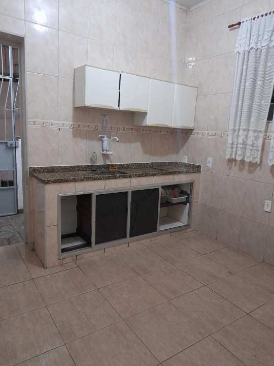 Conheça Casa à venda Rua Sargento Ferreira,Ramos, Zona Norte,Rio de Janeiro - R$ 300.000 - 169 - 5 Casa à venda Rua Sargento Ferreira,Ramos, Zona Norte,Rio de Janeiro - R$ 300.000 - 169 - 5