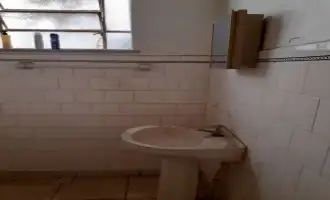 banheiro-fundos - Casa à venda Rua da Proclamação,Bonsucesso, Zona Norte,Rio de Janeiro - R$ 400.000 - 3119061929 - 18