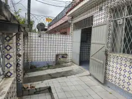 Conheça Quintal da Frente do imóvel - ÓTIMA CASA A VENDA | 4 QUARTOS | 3 BANHEIROS | TERRAÇO | GARAGEM | PIEDADE | ÁGUA SANTA - SRC359 - 3 Quintal da Frente - 3