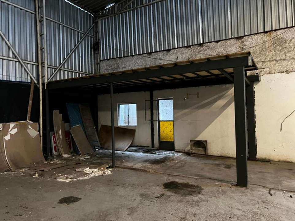 Conheça Galpão 600m² para alugar Rua Célio Fernandes dos Santos Silva,Rio de Janeiro,RJ Oeste,Vargem Pequena - R$ 13.000 - 183GALPAORECREIO - 7 Galpão 600m² para alugar Rua Célio Fernandes dos Santos Silva,Rio de Janeiro,RJ Oeste,Vargem Pequena - R$ 13.000 - 183GALPAORECREIO - 7