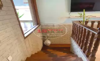 Escadas (2) - Casa tipo sobrado 2 suítes no Cond. Vila Real - Recreio dos Bandeirantes (15000-112) - 15000-112 - 4