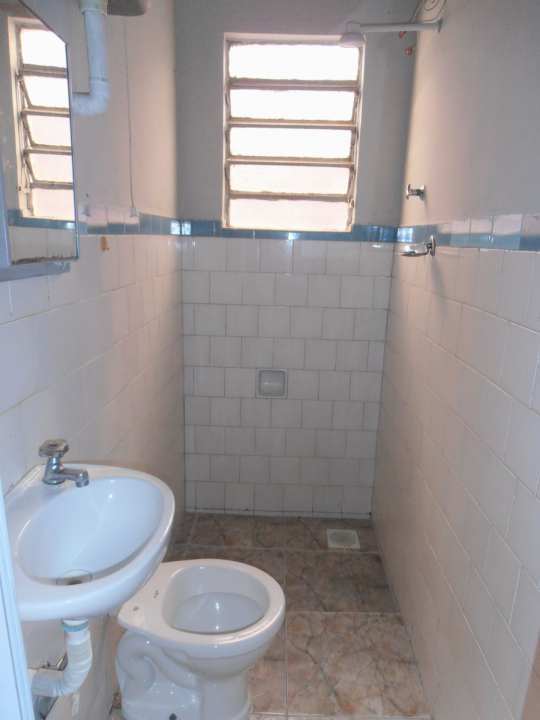 Casa para alugar Rua Francisco Barreto,Bangu, Rio de Janeiro - R$ 600 - SA0003 - 24