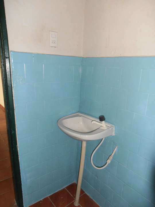 Casa para alugar Estrada da Água Branca,Realengo, Rio de Janeiro - R$ 600 - SA0017 - 26