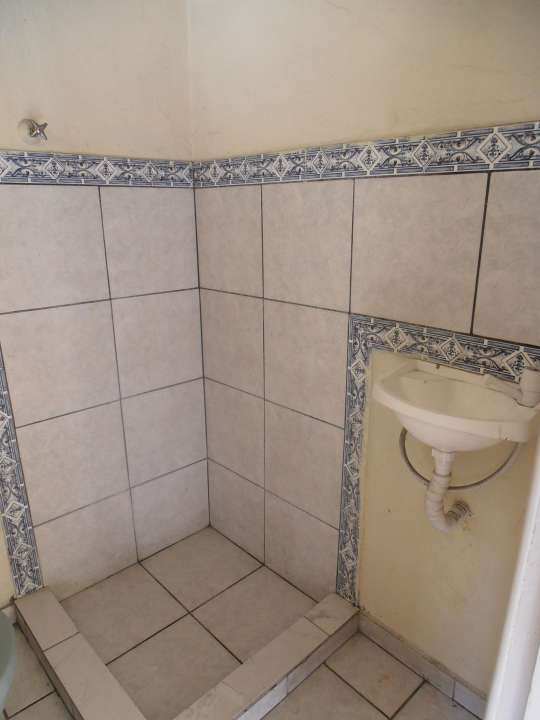 Casa para alugar Estrada da Água Branca,Realengo, Rio de Janeiro - R$ 600 - SA0018 - 26