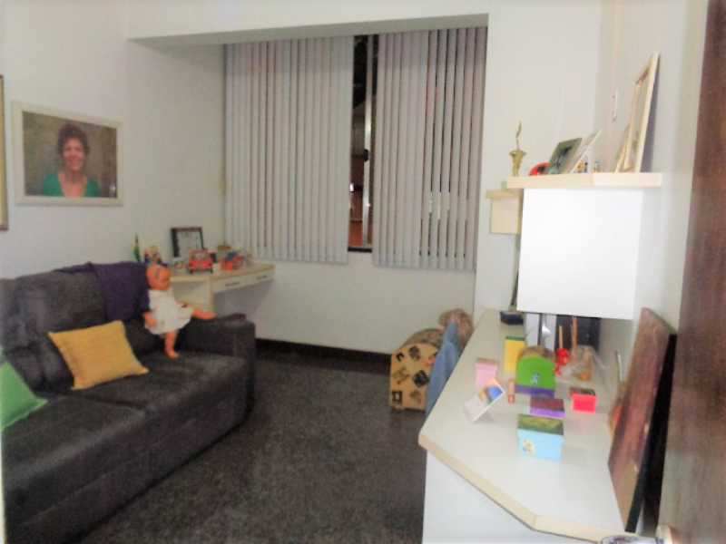 Apartamento à venda com 3 quartos, 136m² - Foto 7