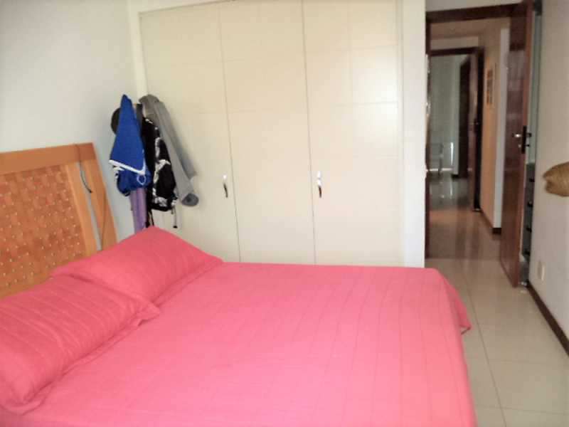 Apartamento à venda com 4 quartos, 300m² - Foto 6