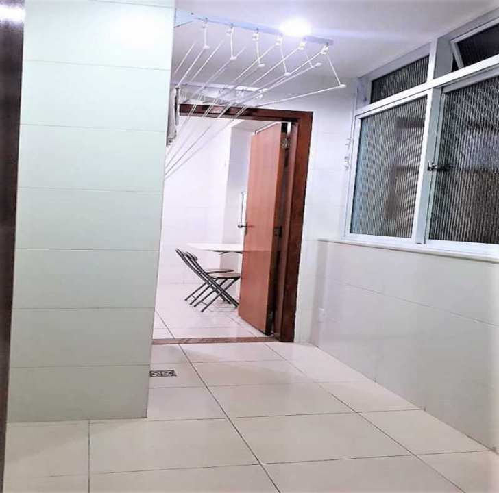 Apartamento à venda com 3 quartos, 129m² - Foto 17