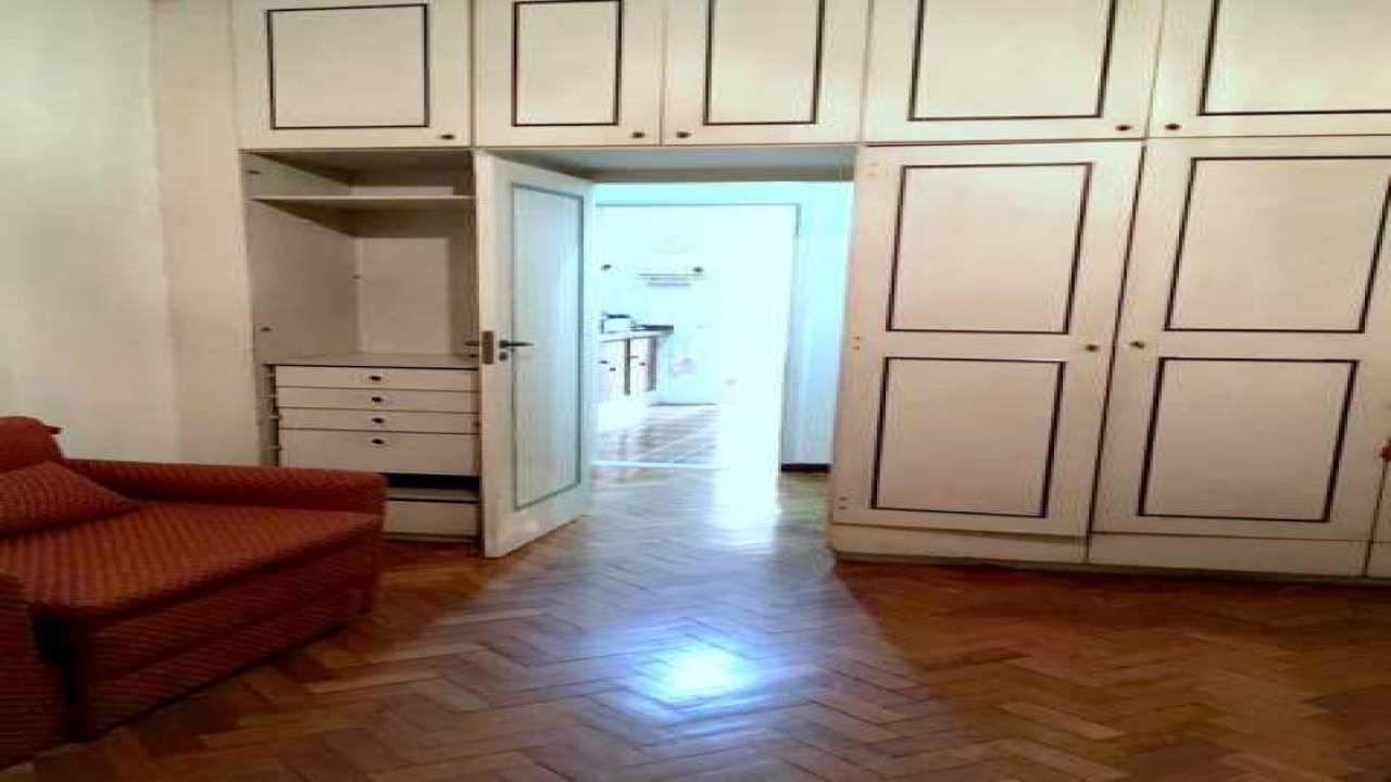 Apartamento à venda com 3 quartos, 142m² - Foto 11