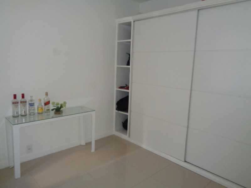 Apartamento à venda com 3 quartos, 114m² - Foto 11