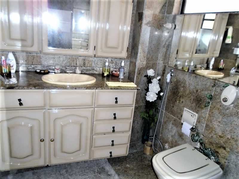 Apartamento à venda com 3 quartos, 160m² - Foto 14