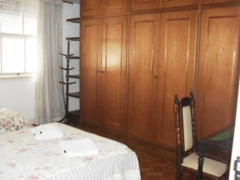 Apartamento à venda com 3 quartos, 180m² - Foto 9