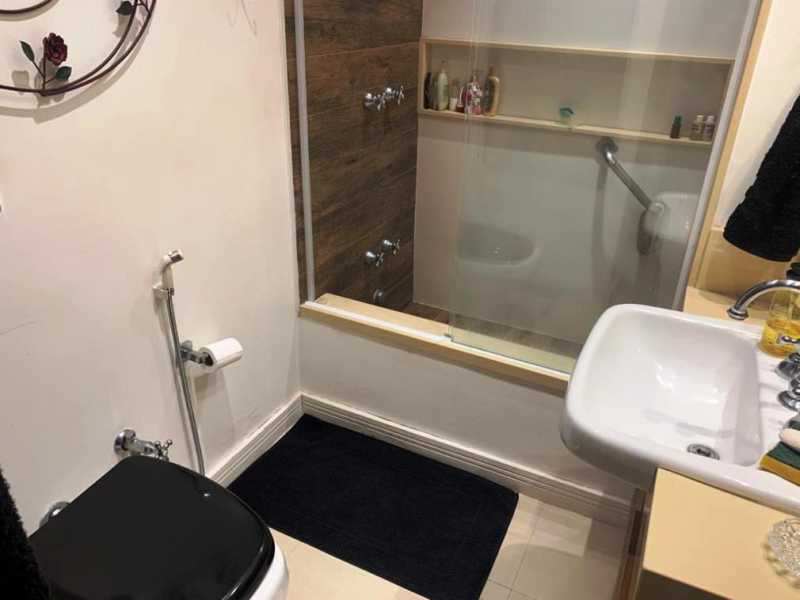 Apartamento à venda com 3 quartos, 125m² - Foto 11