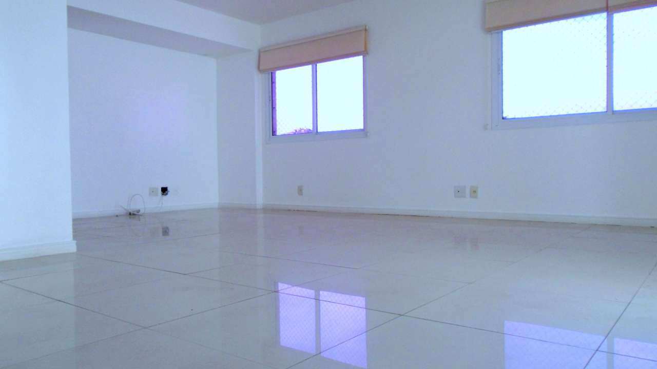 Apartamento à venda com 3 quartos, 122m² - Foto 4