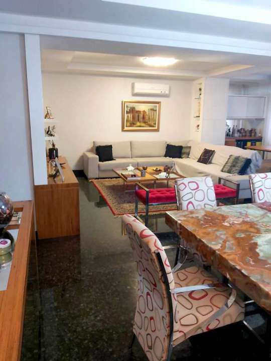 Apartamento à venda com 3 quartos, 182m² - Foto 1