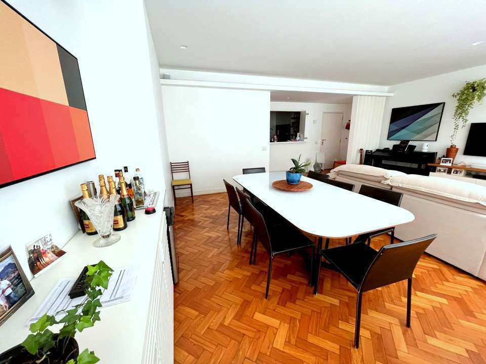 Apartamento à venda com 3 quartos, 135m² - Foto 6