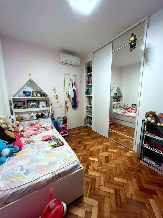 Apartamento à venda com 3 quartos, 135m² - Foto 11