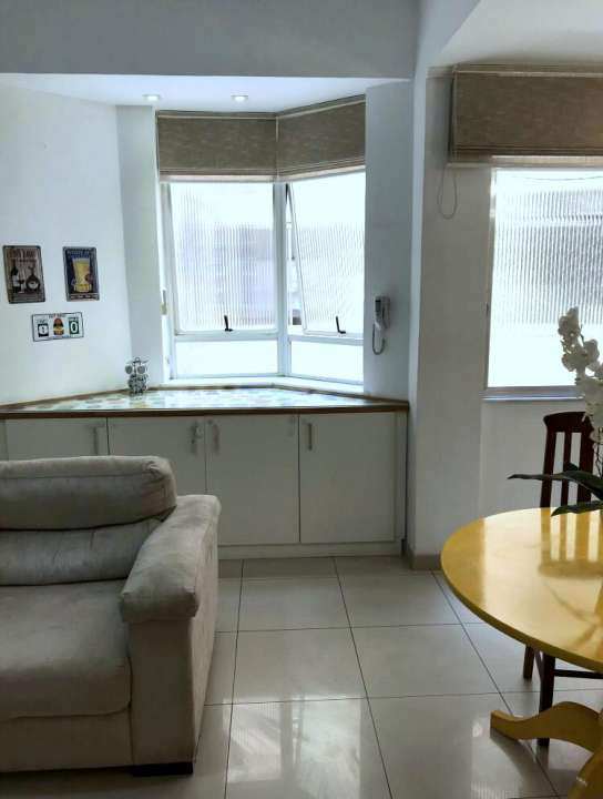 Apartamento à venda com 3 quartos, 75m² - Foto 8