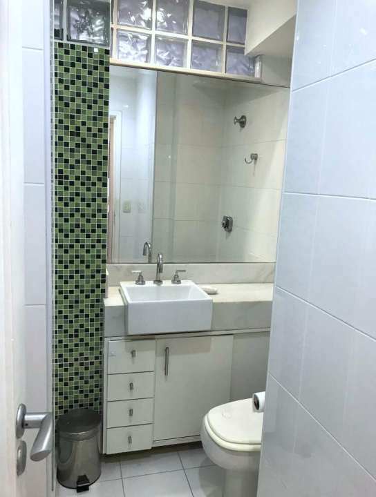 Apartamento à venda com 3 quartos, 75m² - Foto 18