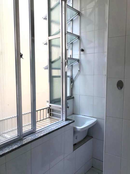 Apartamento à venda com 3 quartos, 75m² - Foto 23