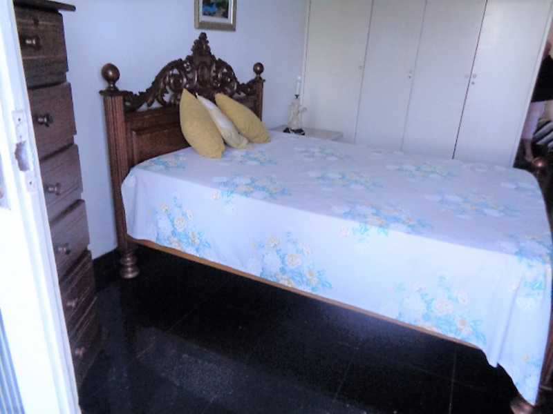 Apartamento à venda com 4 quartos, 150m² - Foto 11