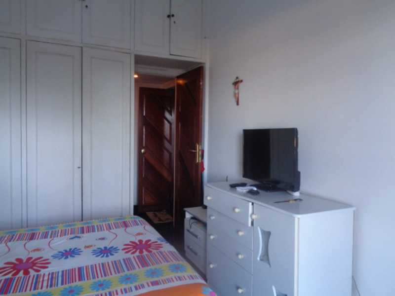 Apartamento à venda com 4 quartos, 150m² - Foto 13