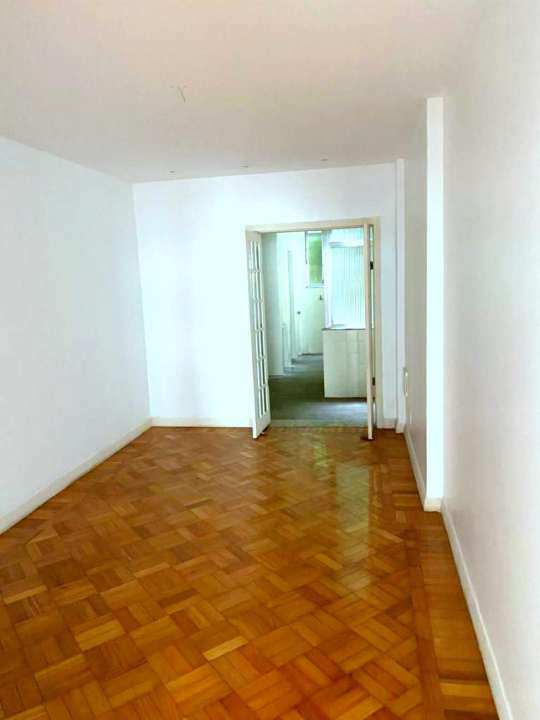 Apartamento à venda com 3 quartos, 118m² - Foto 3