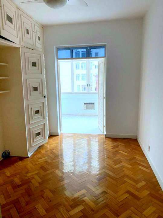 Apartamento à venda com 3 quartos, 118m² - Foto 5