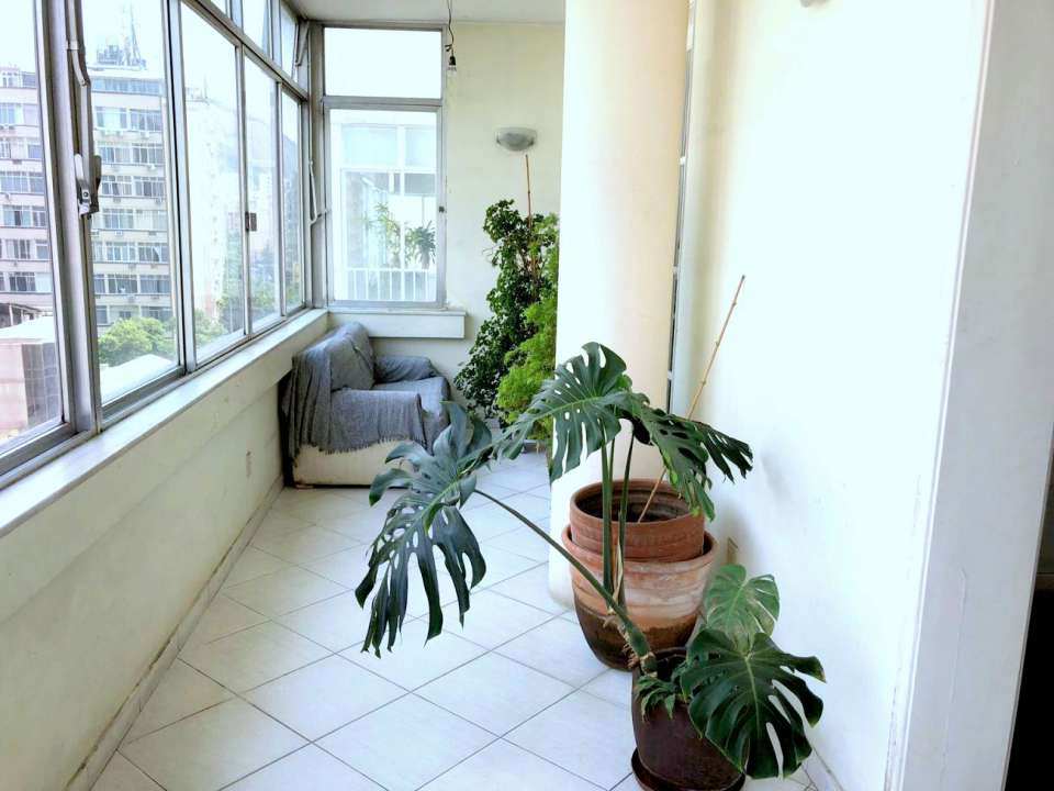 Apartamento à venda com 4 quartos, 280m² - Foto 2