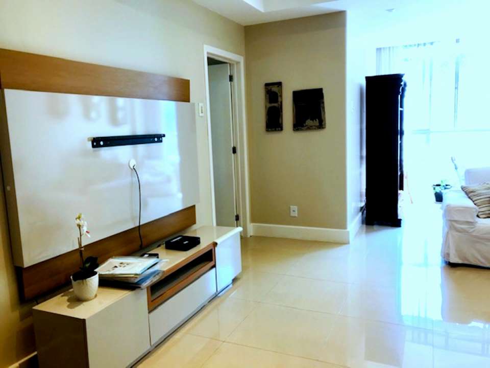 Apartamento à venda com 3 quartos, 141m² - Foto 6