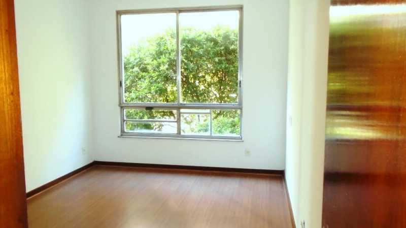 Apartamento à venda com 3 quartos, 195m² - Foto 6