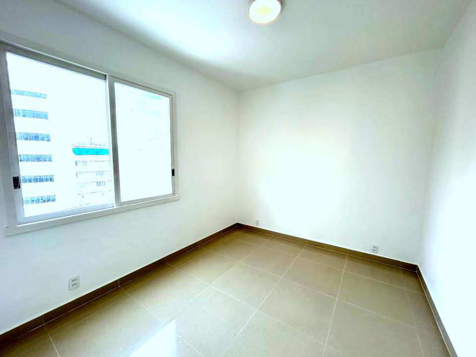 Apartamento à venda com 3 quartos, 76m² - Foto 4