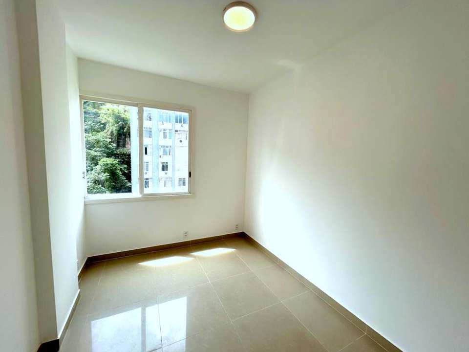 Apartamento à venda com 3 quartos, 76m² - Foto 5