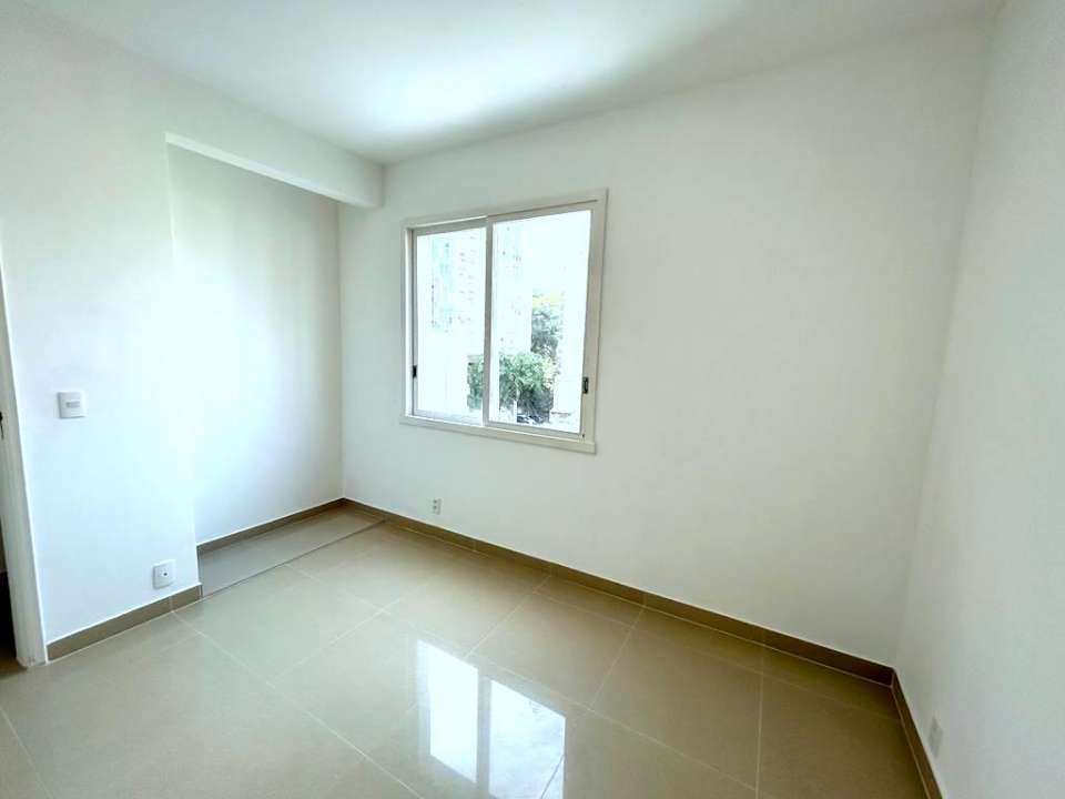 Apartamento à venda com 3 quartos, 76m² - Foto 7