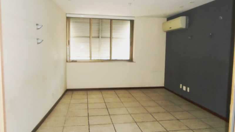 Apartamento à venda com 3 quartos, 280m² - Foto 6