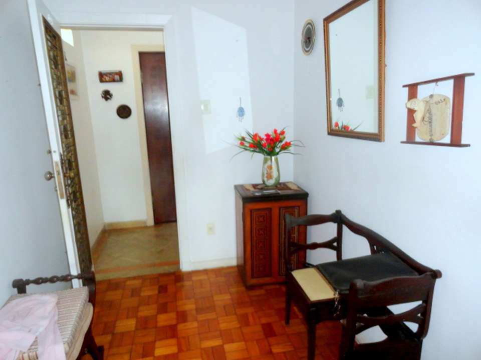 Apartamento à venda com 3 quartos, 220m² - Foto 7