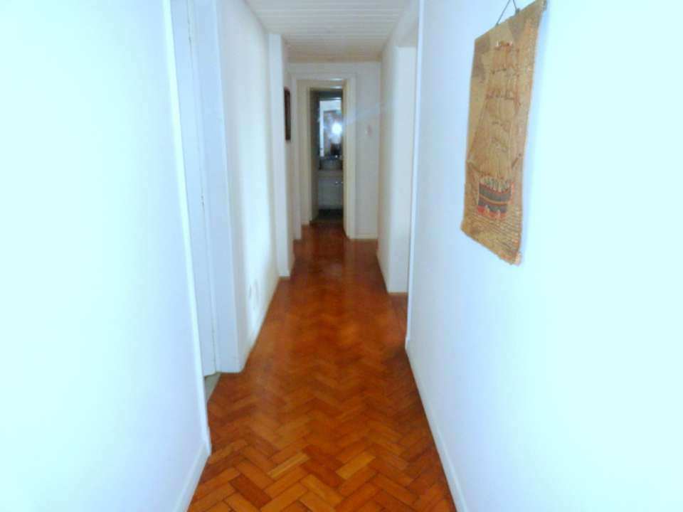 Apartamento à venda com 3 quartos, 220m² - Foto 8