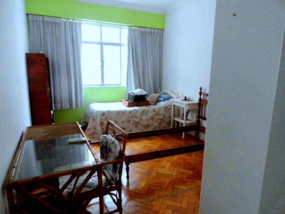 Apartamento à venda com 3 quartos, 220m² - Foto 11