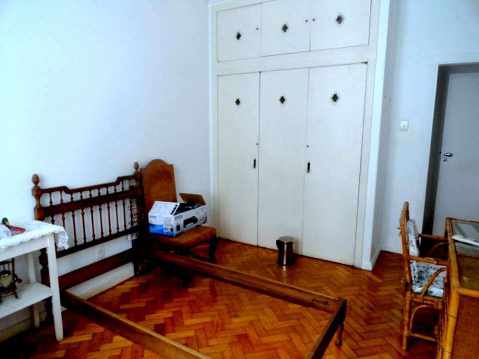 Apartamento à venda com 3 quartos, 220m² - Foto 12