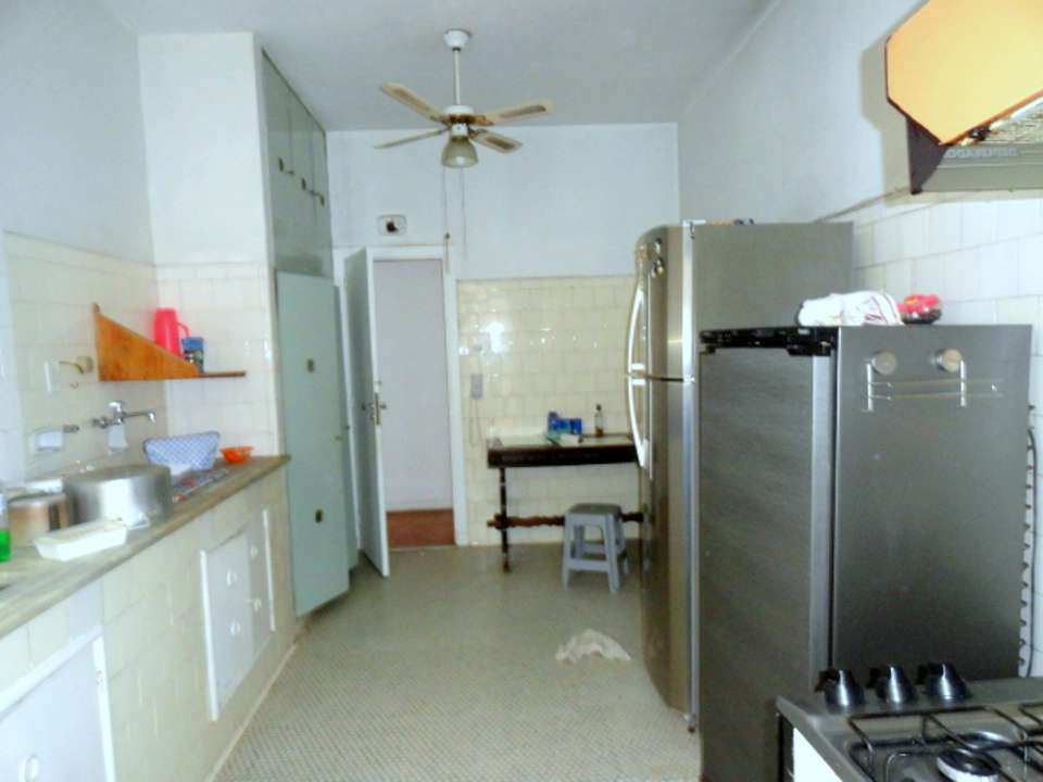 Apartamento à venda com 3 quartos, 220m² - Foto 21