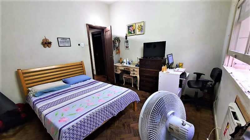 Apartamento à venda com 4 quartos, 204m² - Foto 9