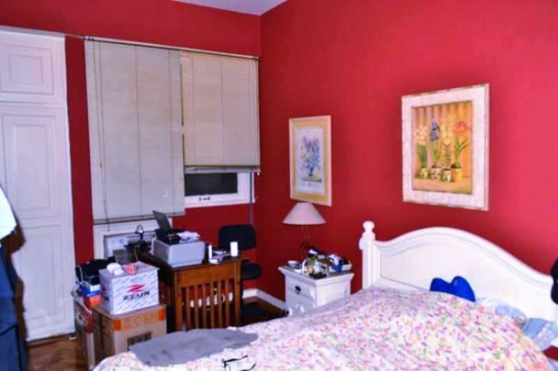 Apartamento à venda com 4 quartos, 320m² - Foto 13