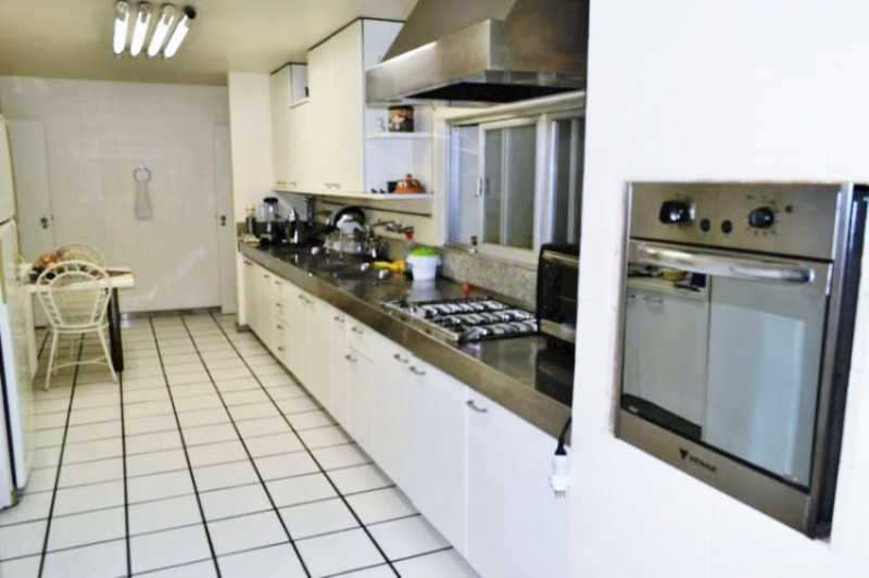 Apartamento à venda com 4 quartos, 320m² - Foto 17