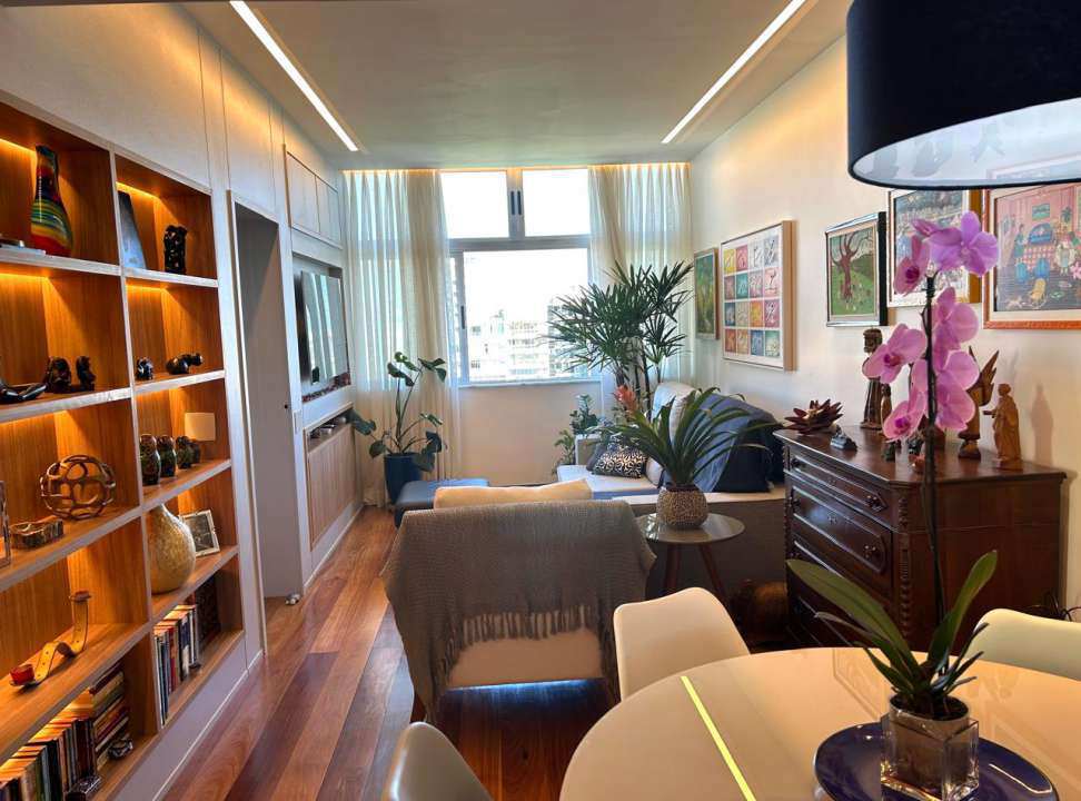 Apartamento à venda com 2 quartos, 67m² - Foto 9