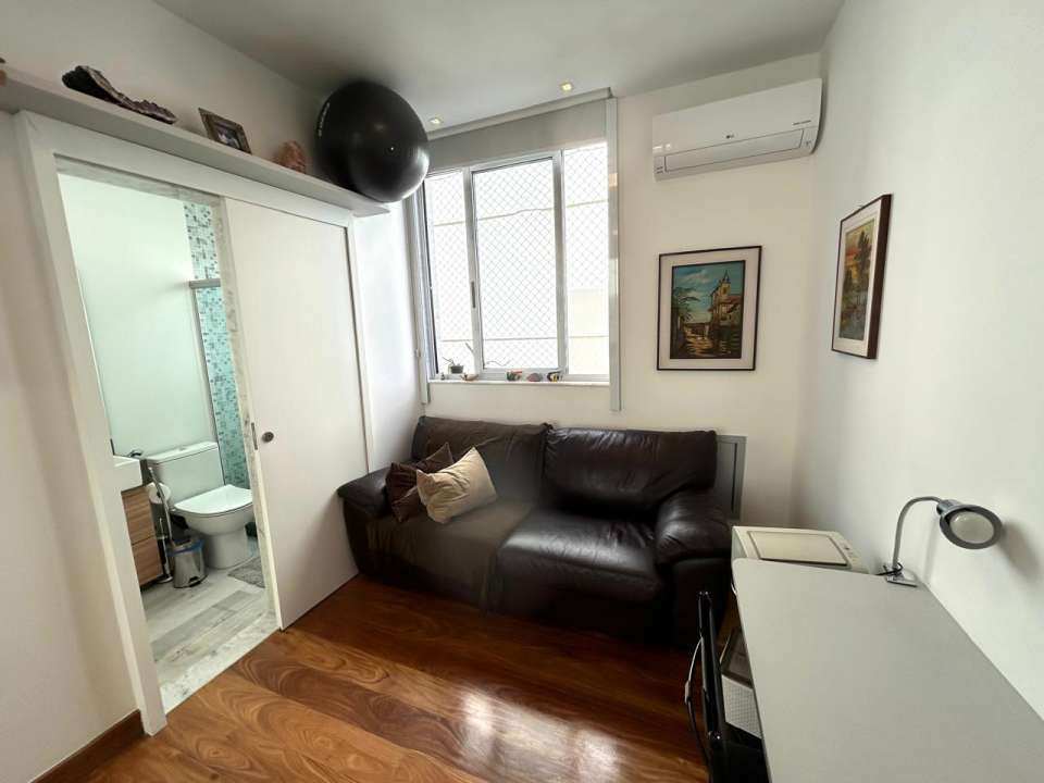 Apartamento à venda com 2 quartos, 67m² - Foto 14