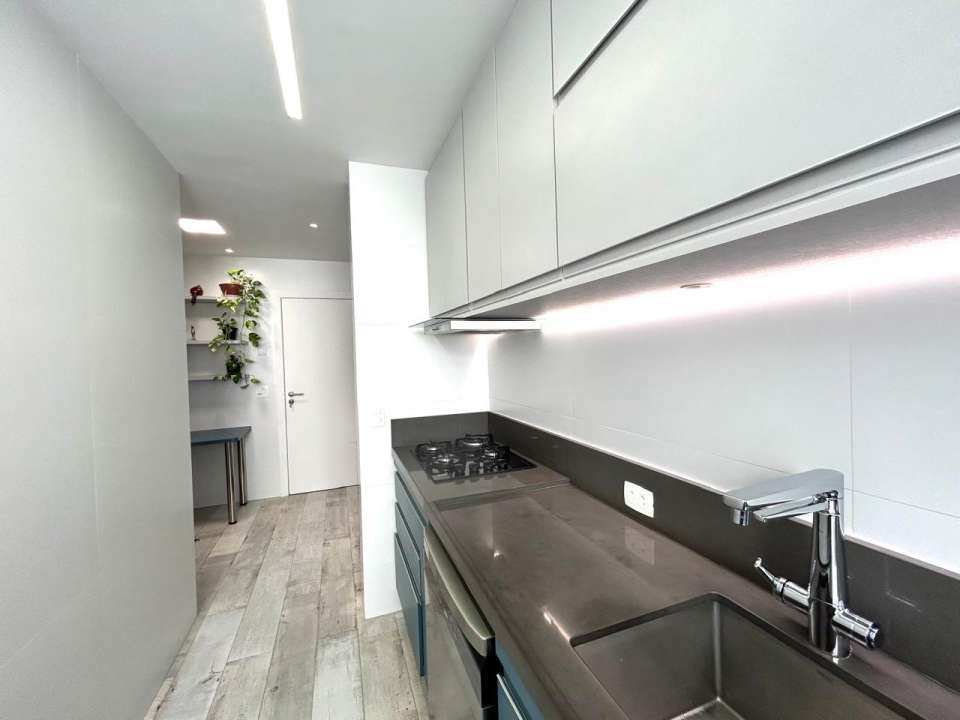 Apartamento à venda com 2 quartos, 67m² - Foto 22