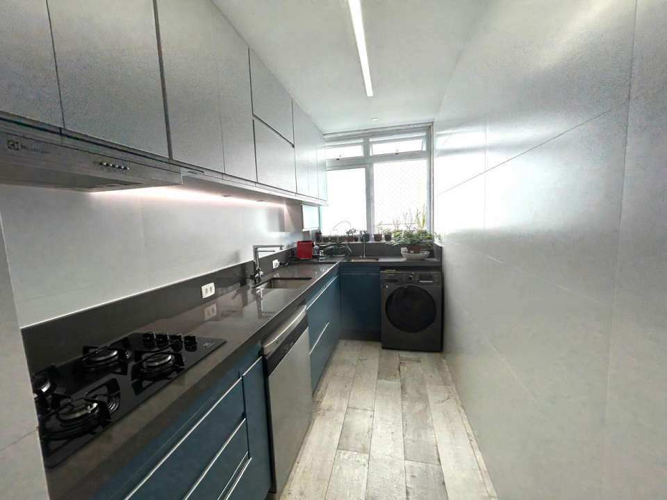 Apartamento à venda com 2 quartos, 67m² - Foto 24