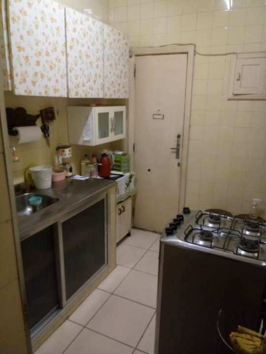 Apartamento à venda com 2 quartos, 96m² - Foto 15