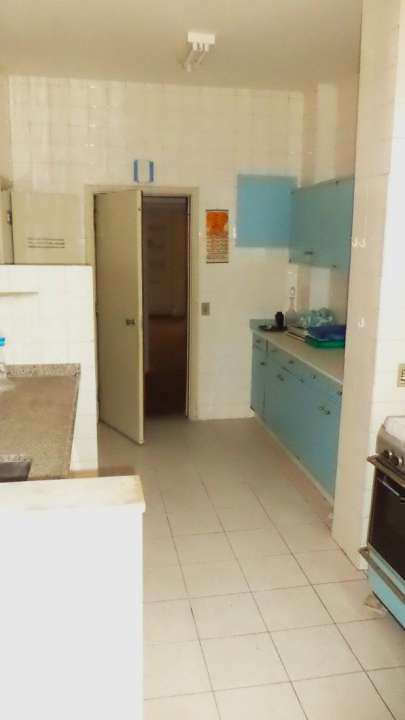 Apartamento à venda com 3 quartos, 182m² - Foto 14