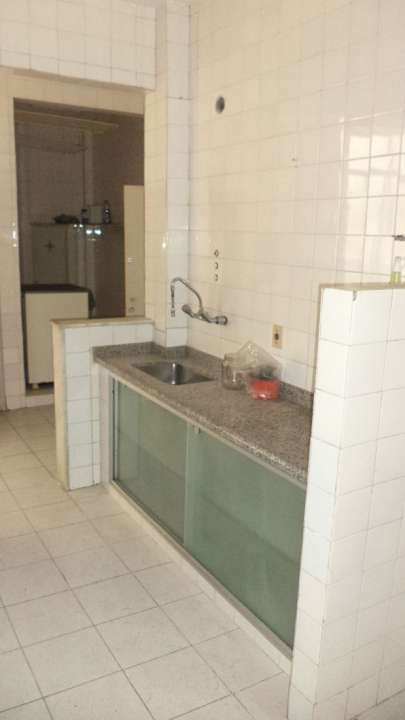 Apartamento à venda com 3 quartos, 182m² - Foto 15