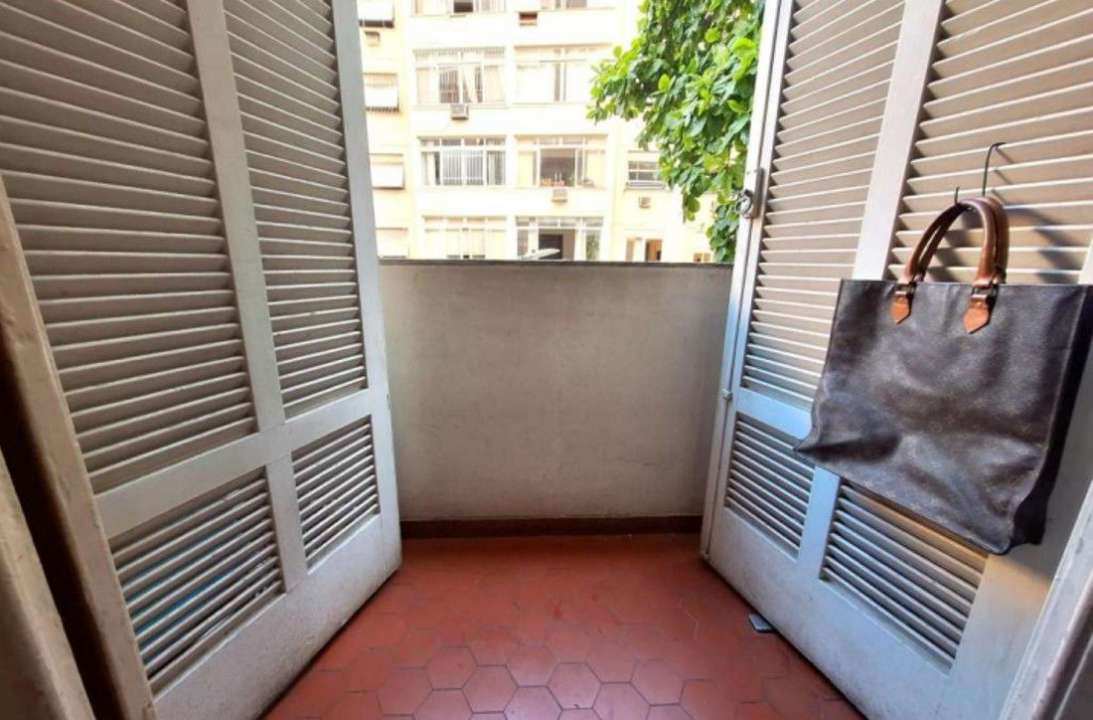 Apartamento à venda com 3 quartos, 110m² - Foto 14